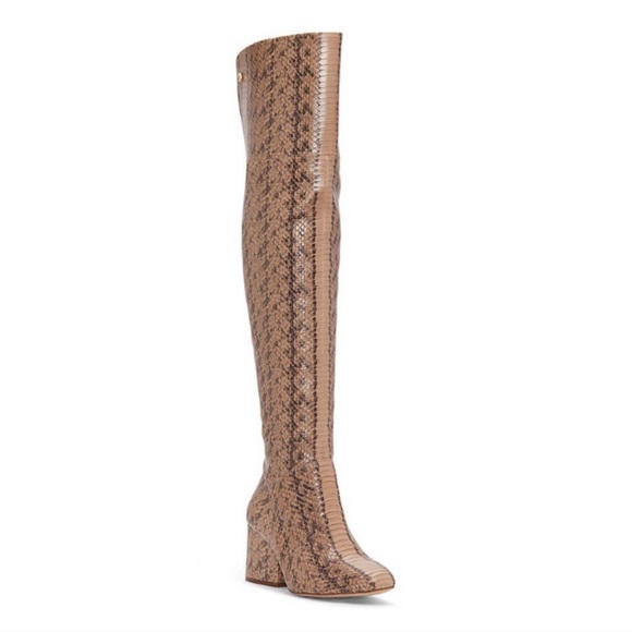 Vayna thigh high boot Clearance